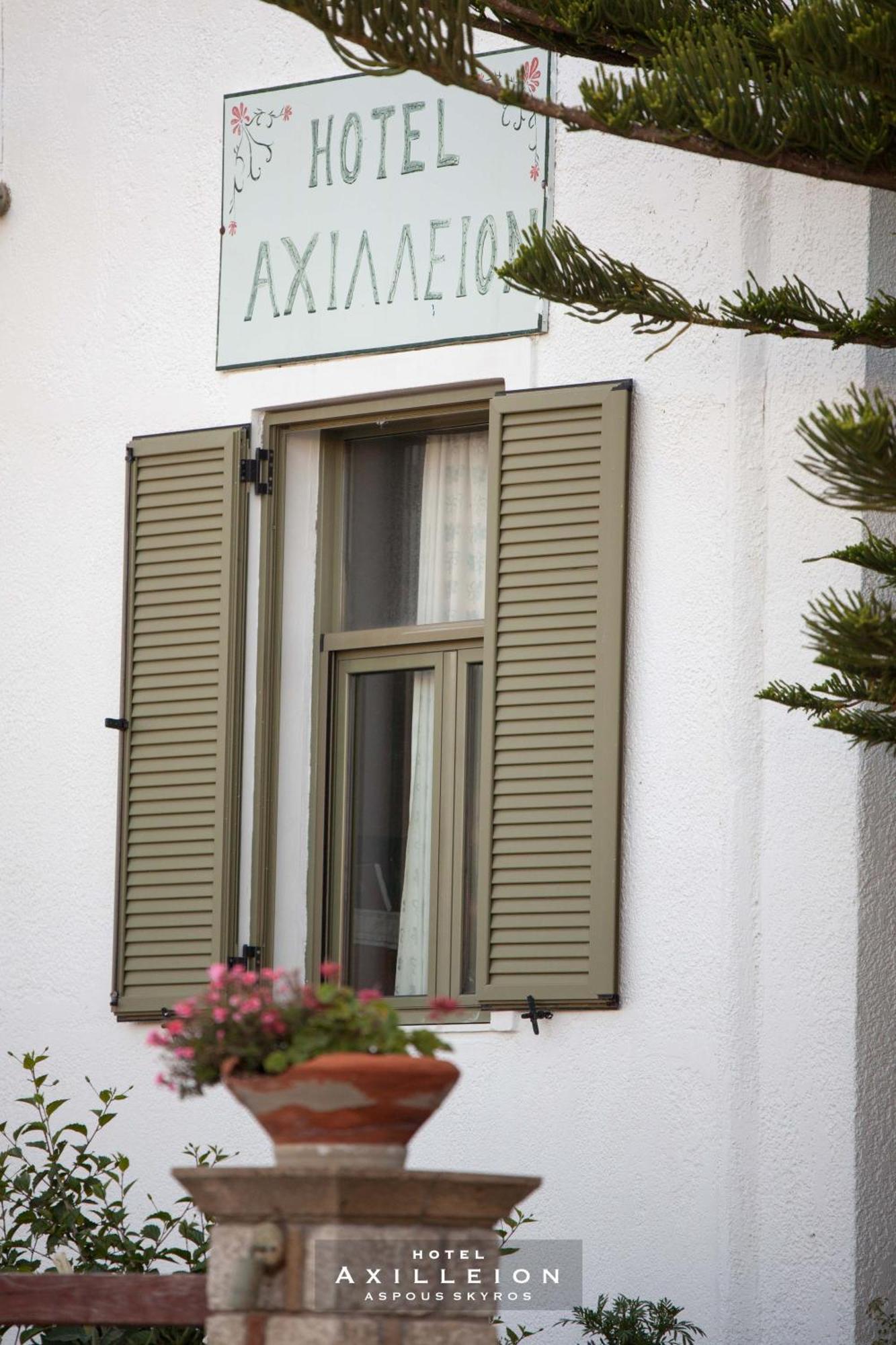 Achilleion Hotel Skyros Exterior photo