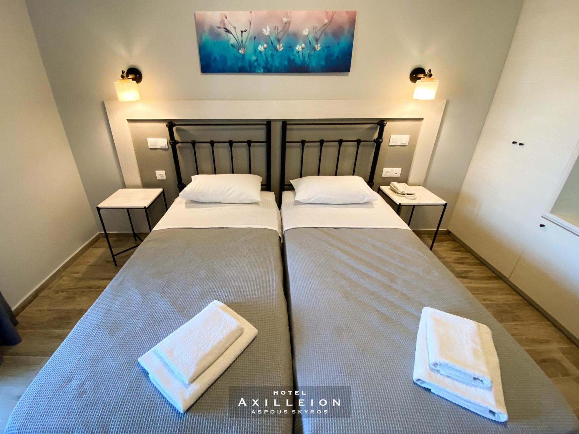 Achilleion Hotel Skyros Exterior photo
