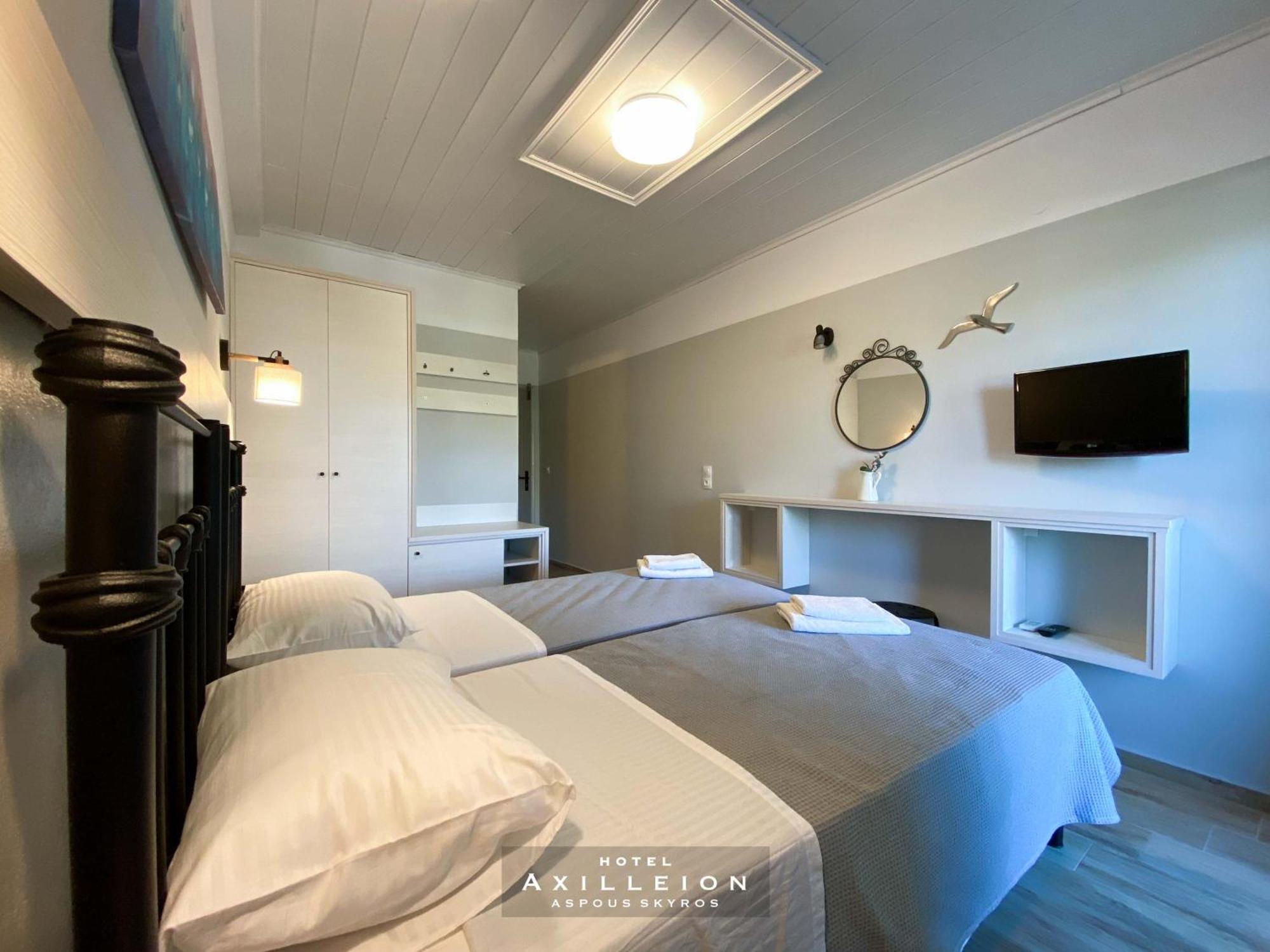 Achilleion Hotel Skyros Exterior photo
