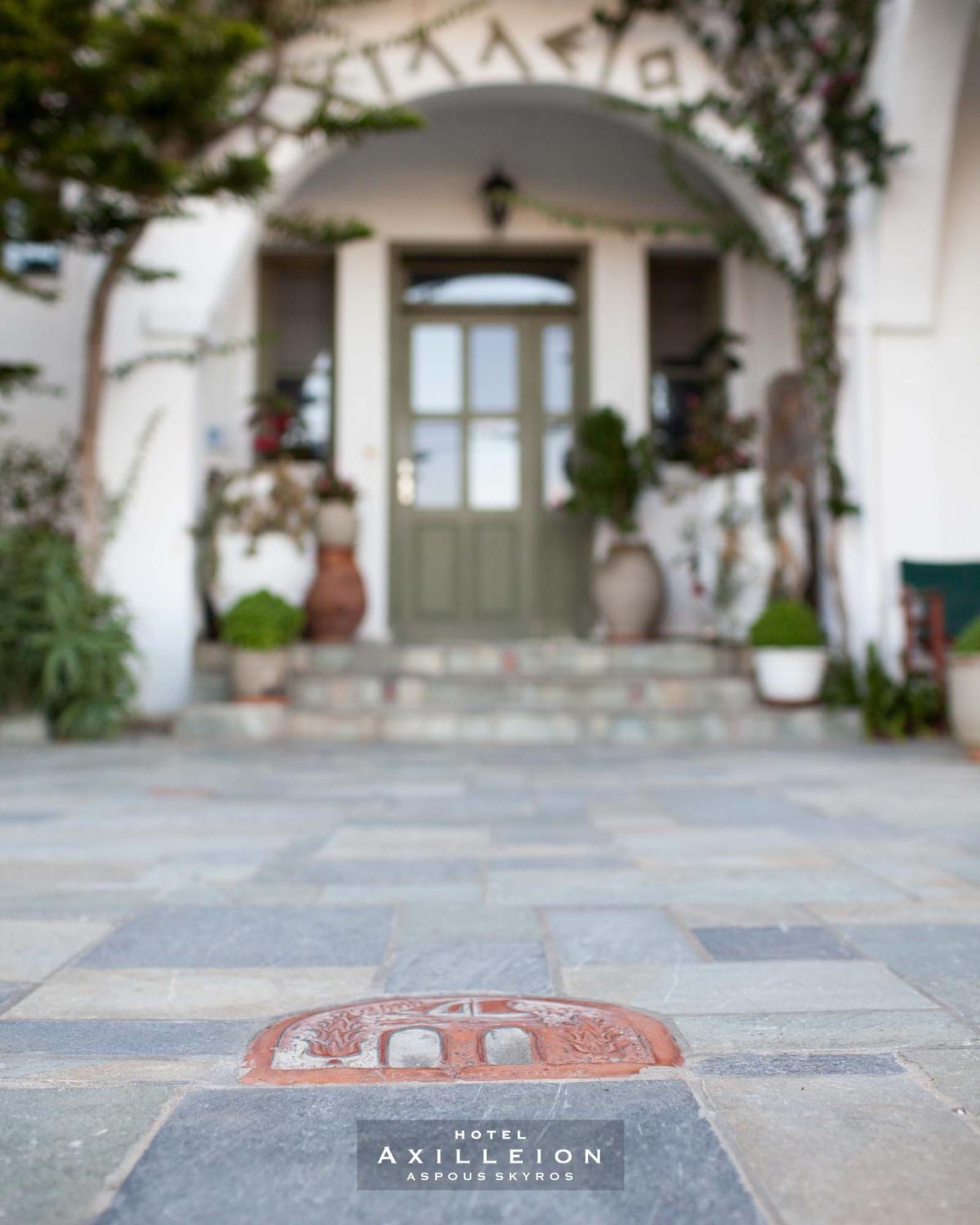 Achilleion Hotel Skyros Exterior photo