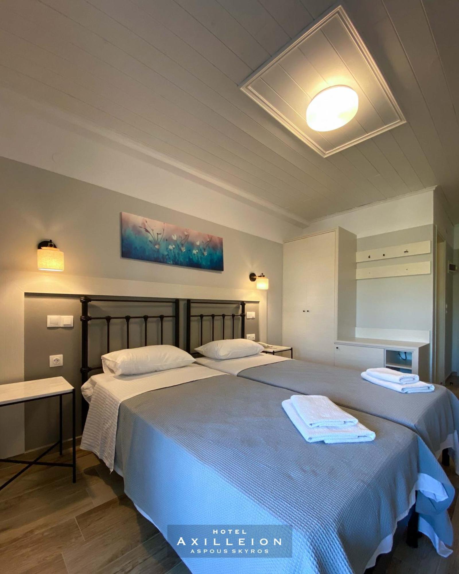 Achilleion Hotel Skyros Exterior photo
