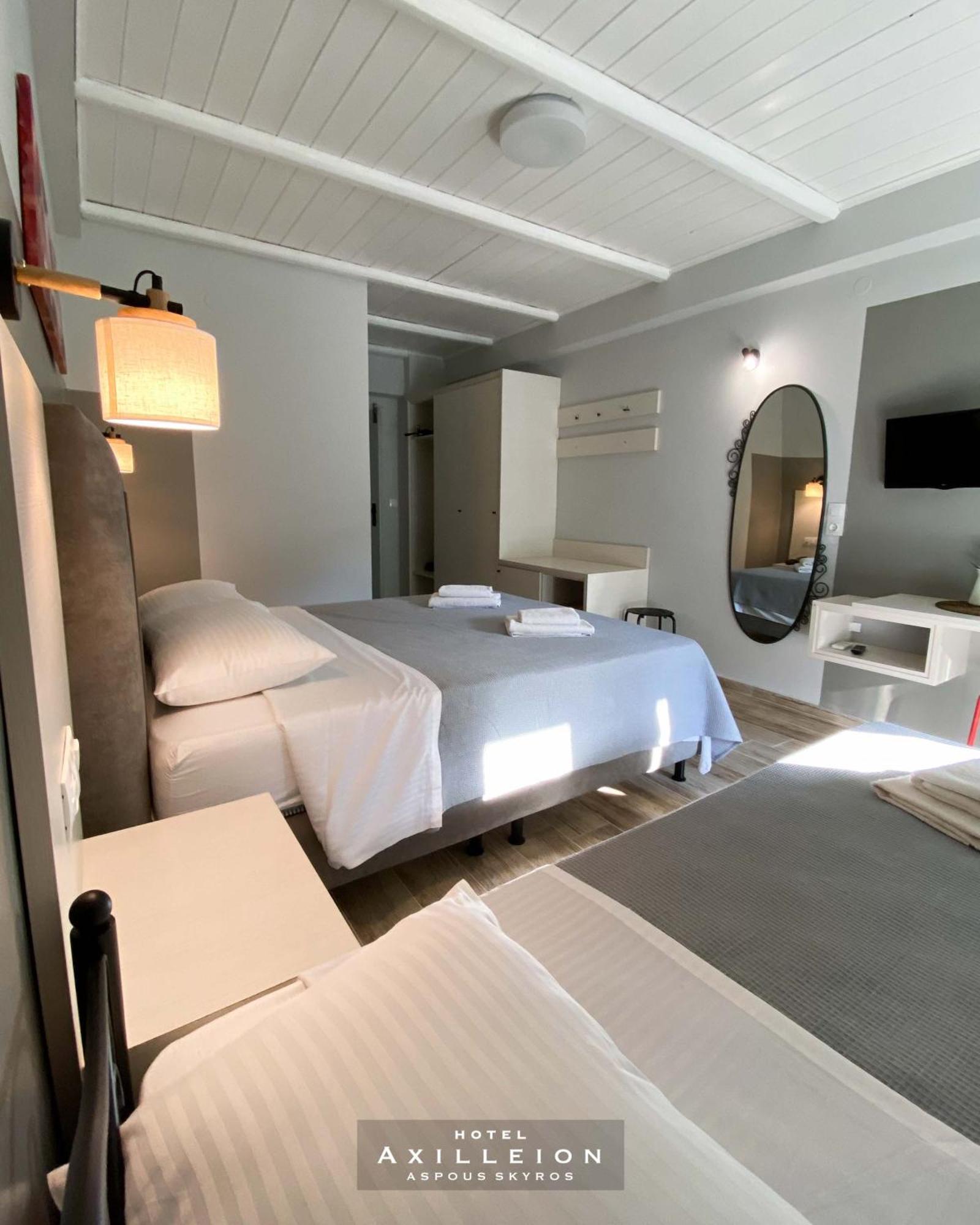 Achilleion Hotel Skyros Exterior photo